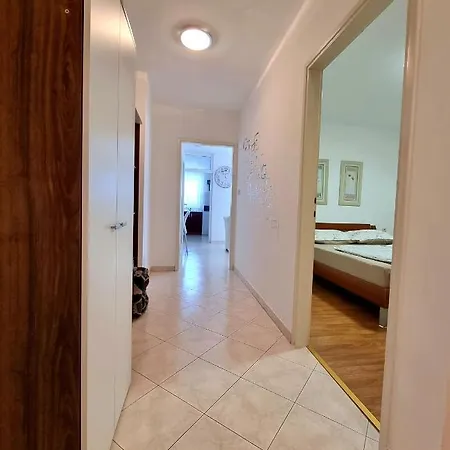 Marine Story Apartment *